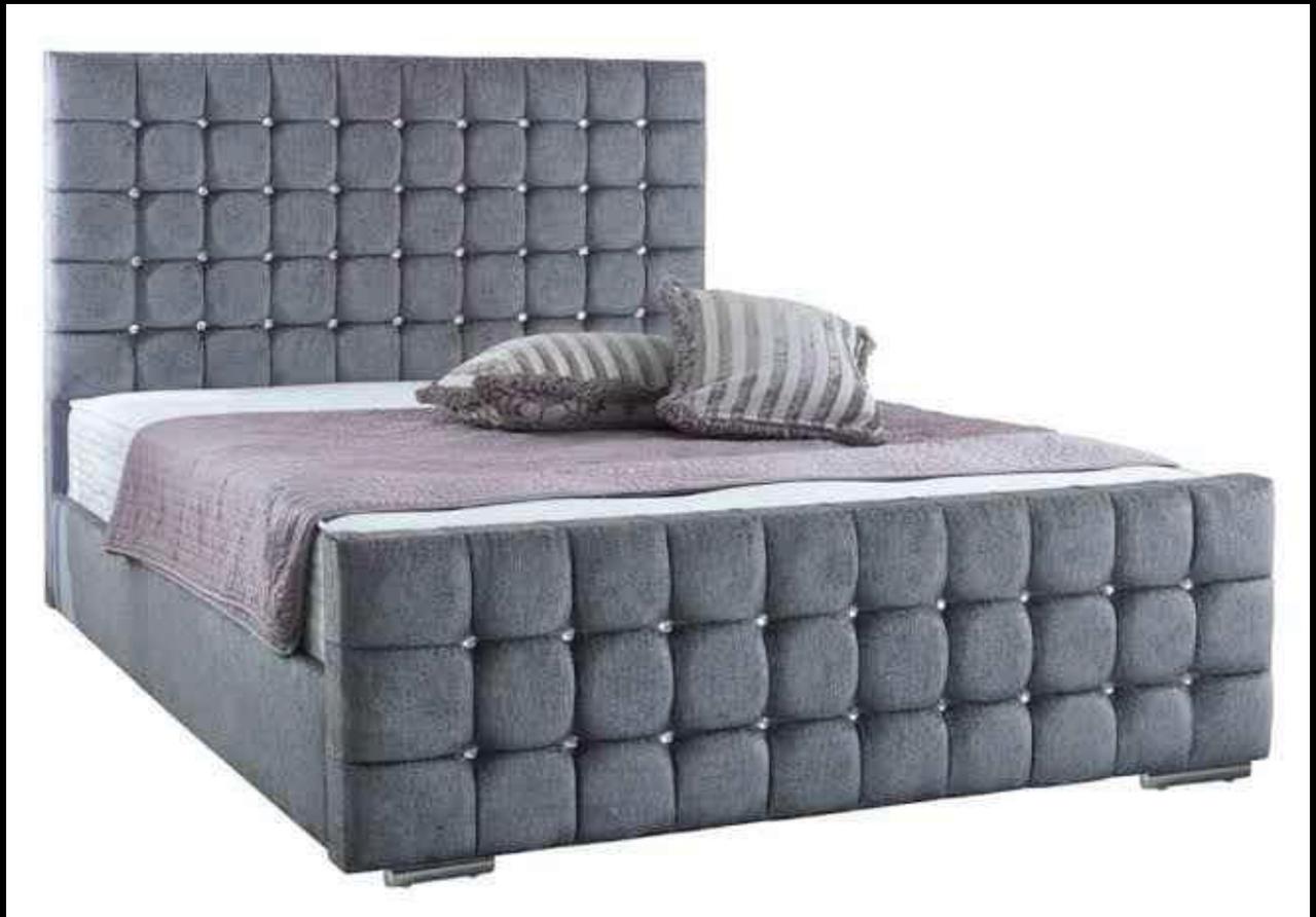 Cube Bed – Bold Geometric Design with Luxe Upholstery